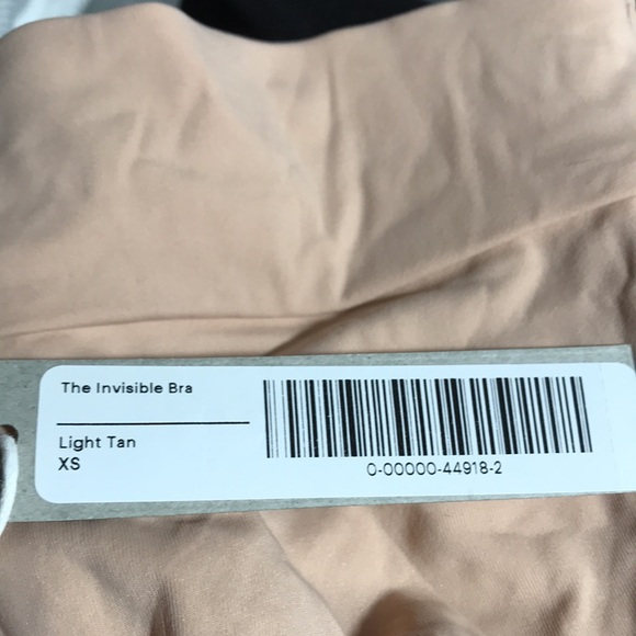 Everlane The Invisible Bra Renew Light Tan XS NWT Seamless Cups Smoothing - Picture 7 of 7